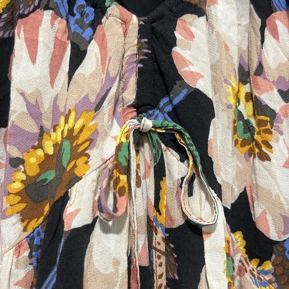 By Anthropologie Floral Tiered Tunic Dress XS V-neck Boho Chic Cottage Garden - Picture 4 of 10